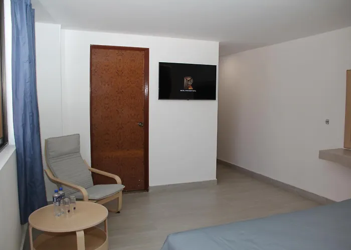 Hotel Real *