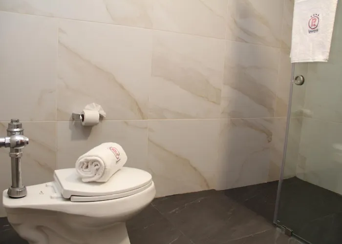 Hotel Real