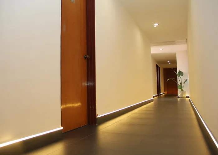 Hotel Real *